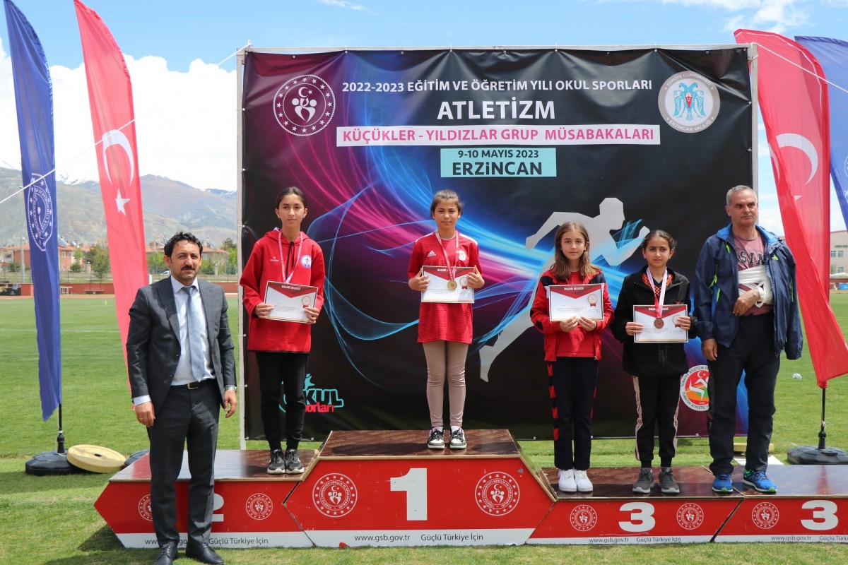  Erzincan Atletizm Yarışları Yapıldı